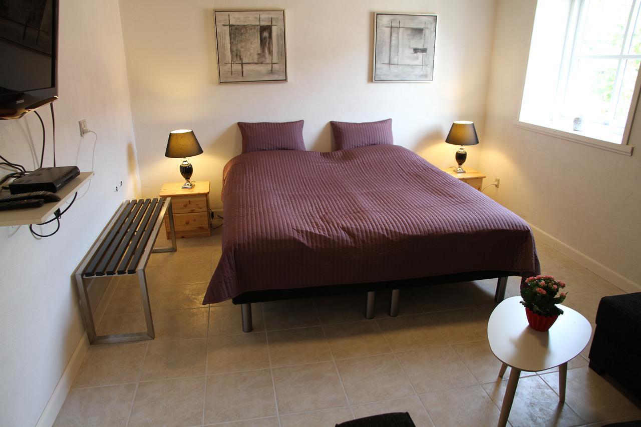 Ostbirk Hukaergaard Bed & Breakfast מראה חיצוני תמונה